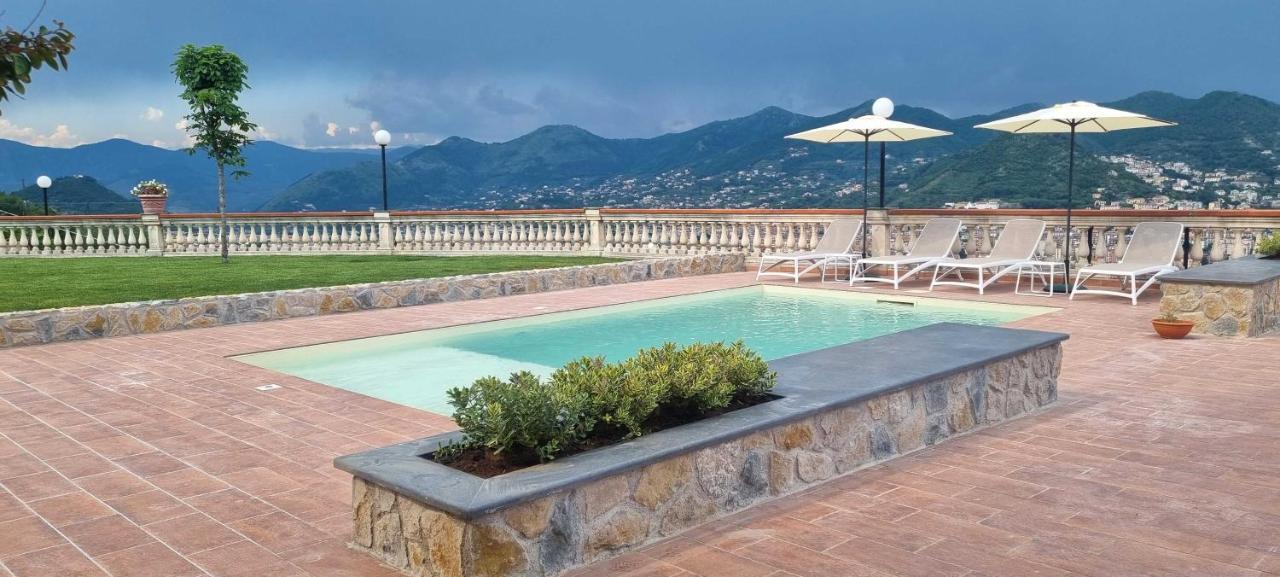Villa Marina Cava deʼ Tirreni Екстериор снимка